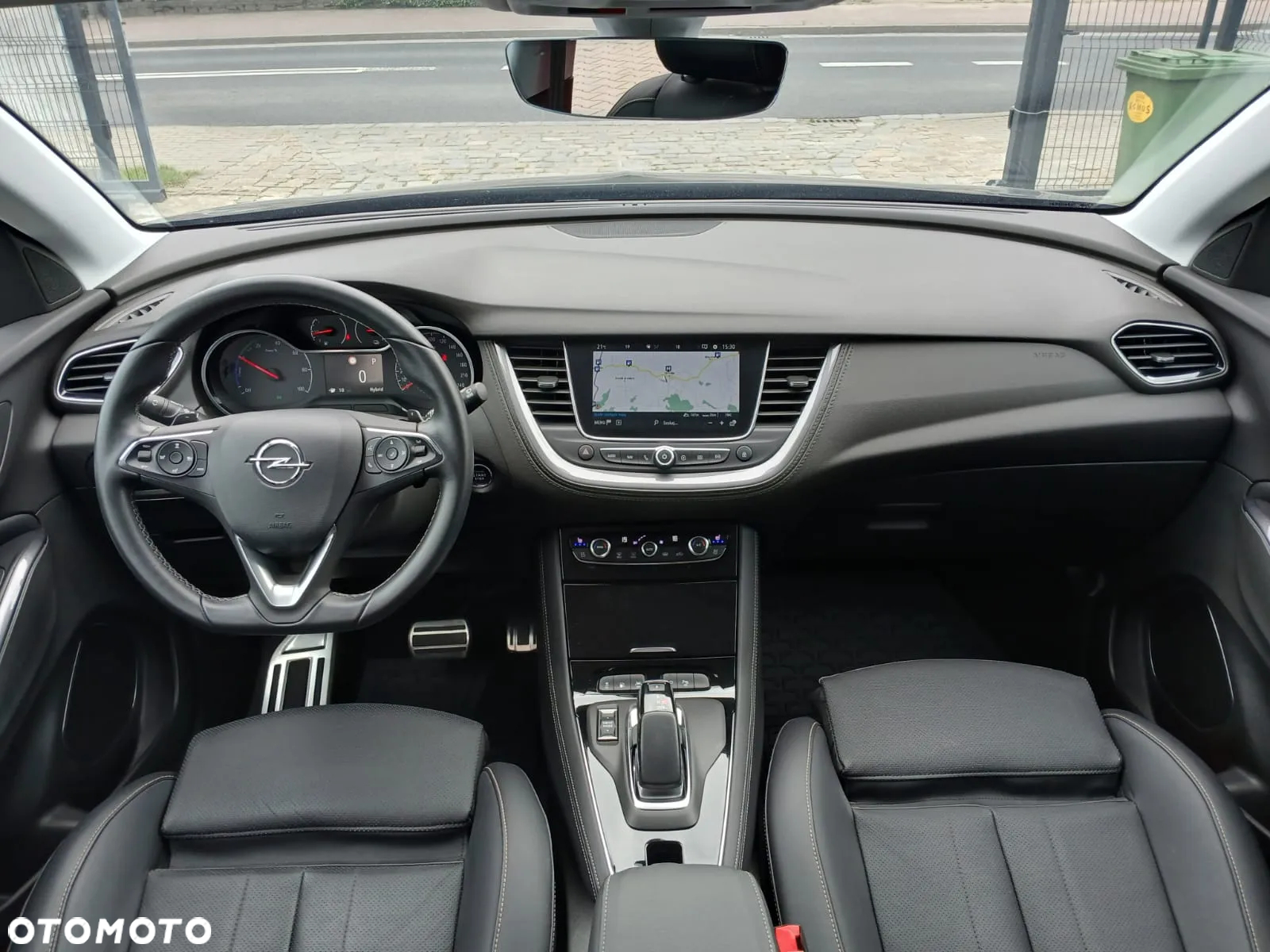 Opel Grandland X Plug-in-Hybrid4 1.6 DI Start/Stop Business INNOVATION - 19