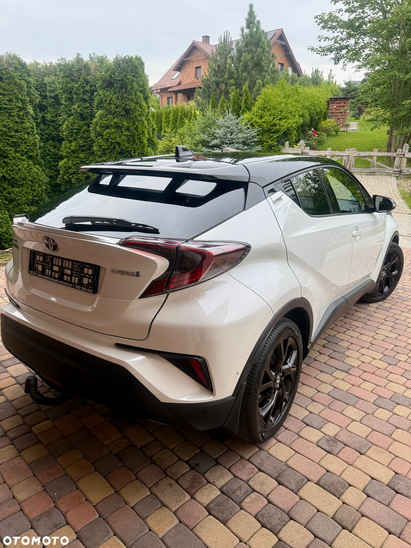 Toyota C-HR Hybrid Style Selection - 5