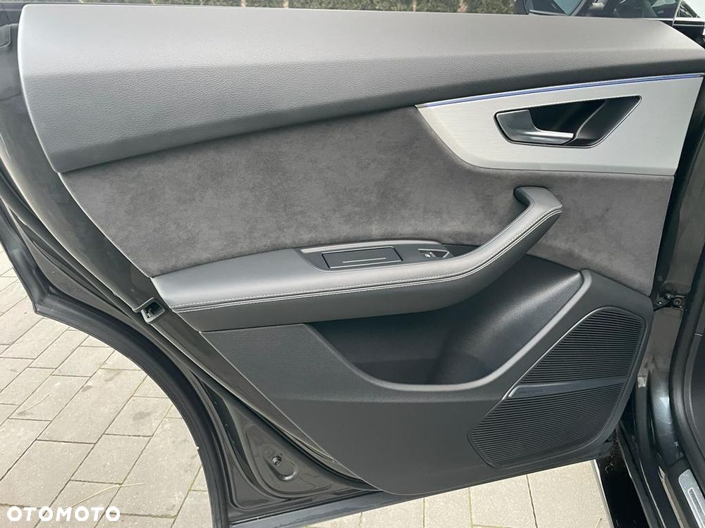 Audi Q8 - 14