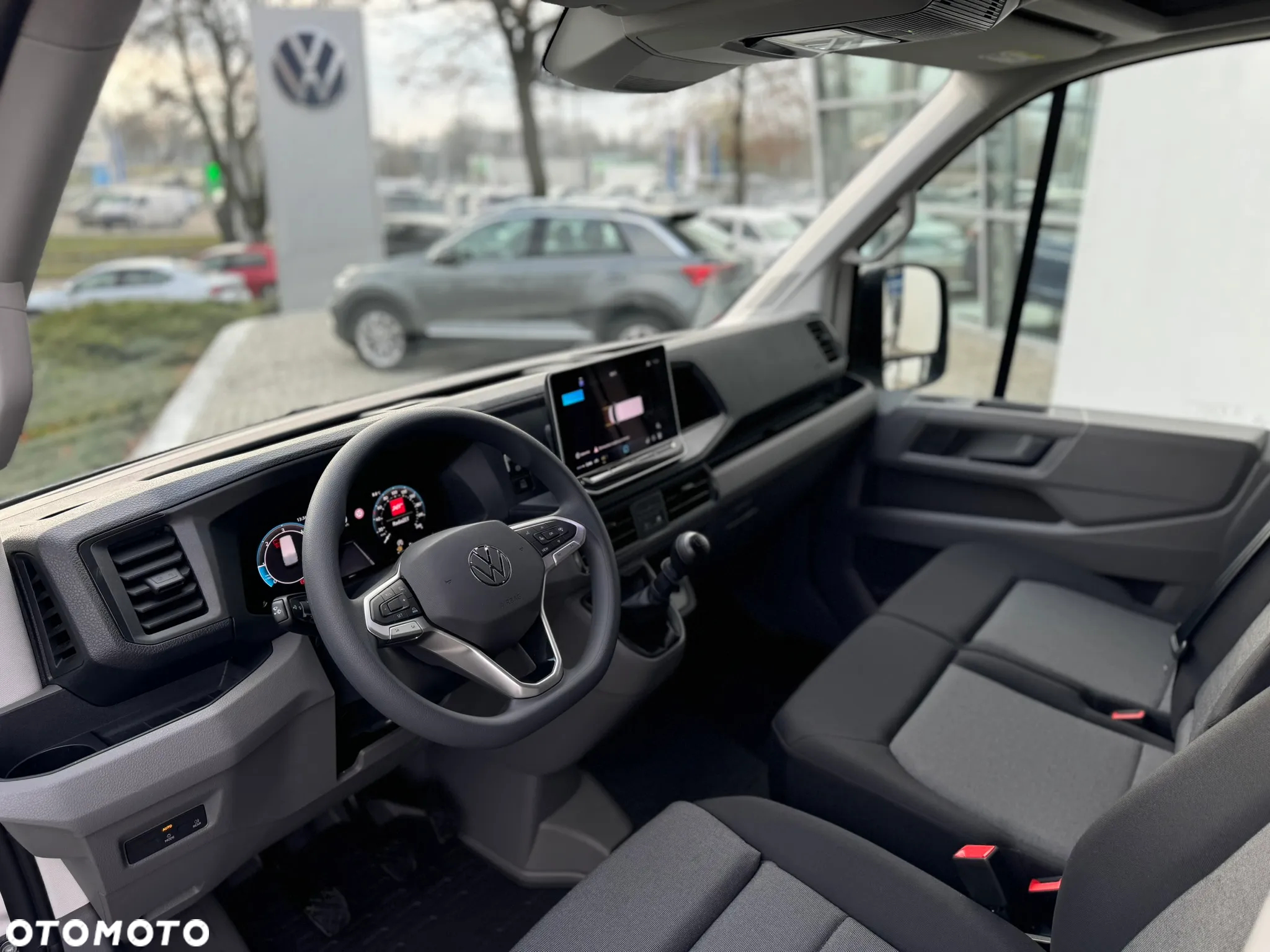 Volkswagen Crafter Brygadówka 7 osób - 16