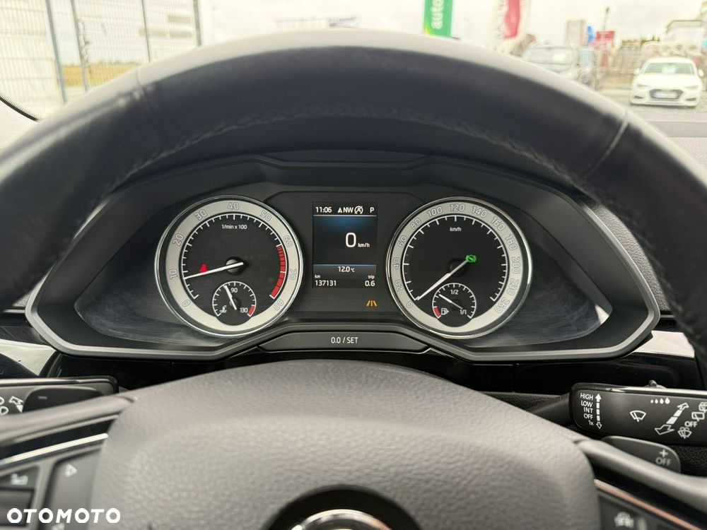 Skoda Superb - 14