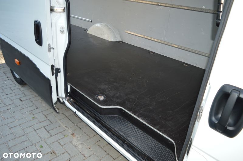 Iveco DAILY - 19
