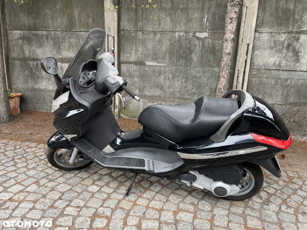 Piaggio X8 - 10