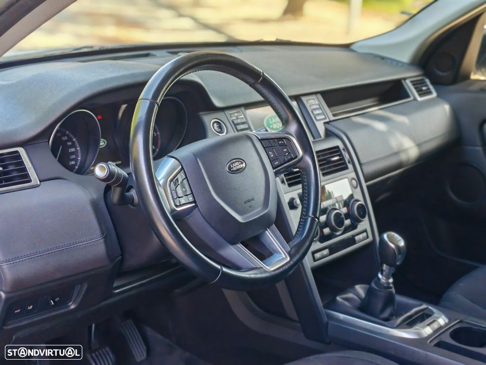 Land Rover Discovery Sport 2.0 eD4 SE - 8