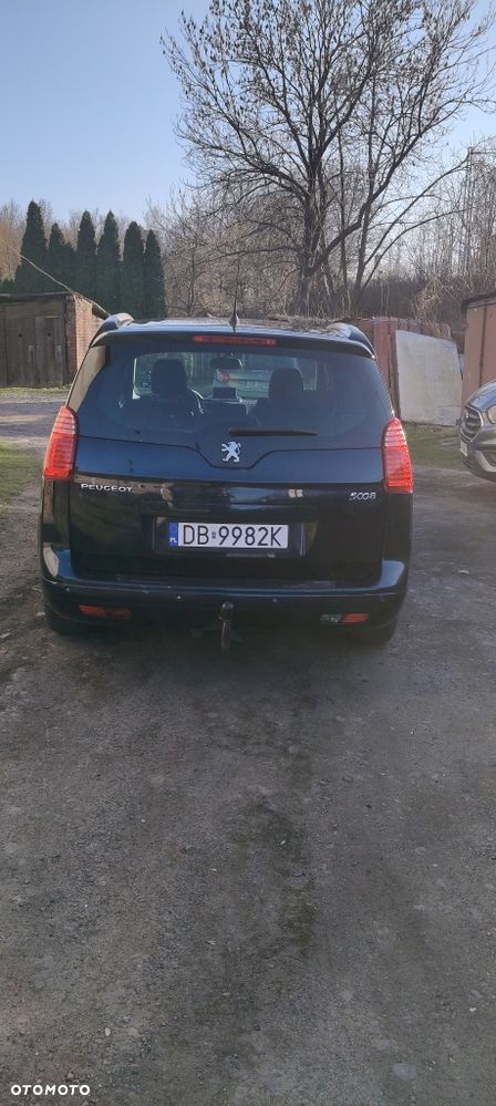 Peugeot 5008 - 3
