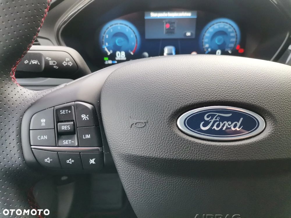 Ford Focus 1.0 EcoBoost ST-Line X - 19