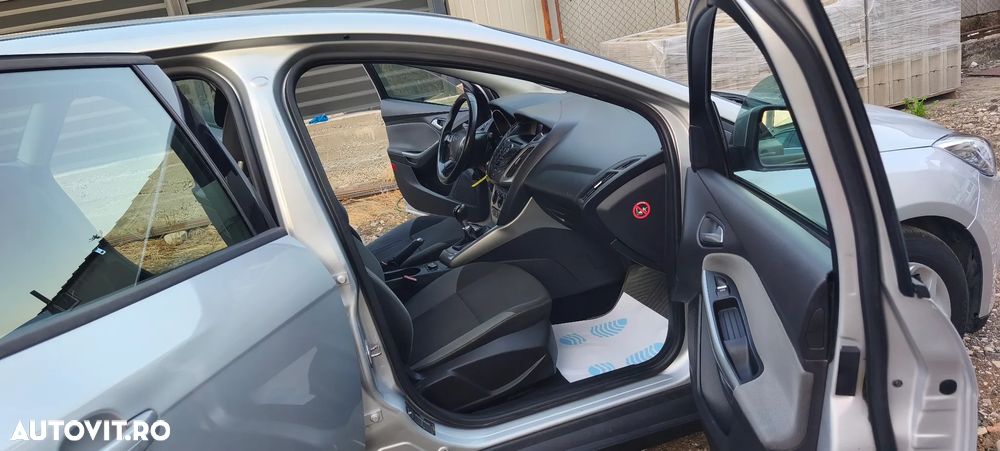 Ford Focus 1.6 TDCI DPF Start-Stopp-System Trend - 23