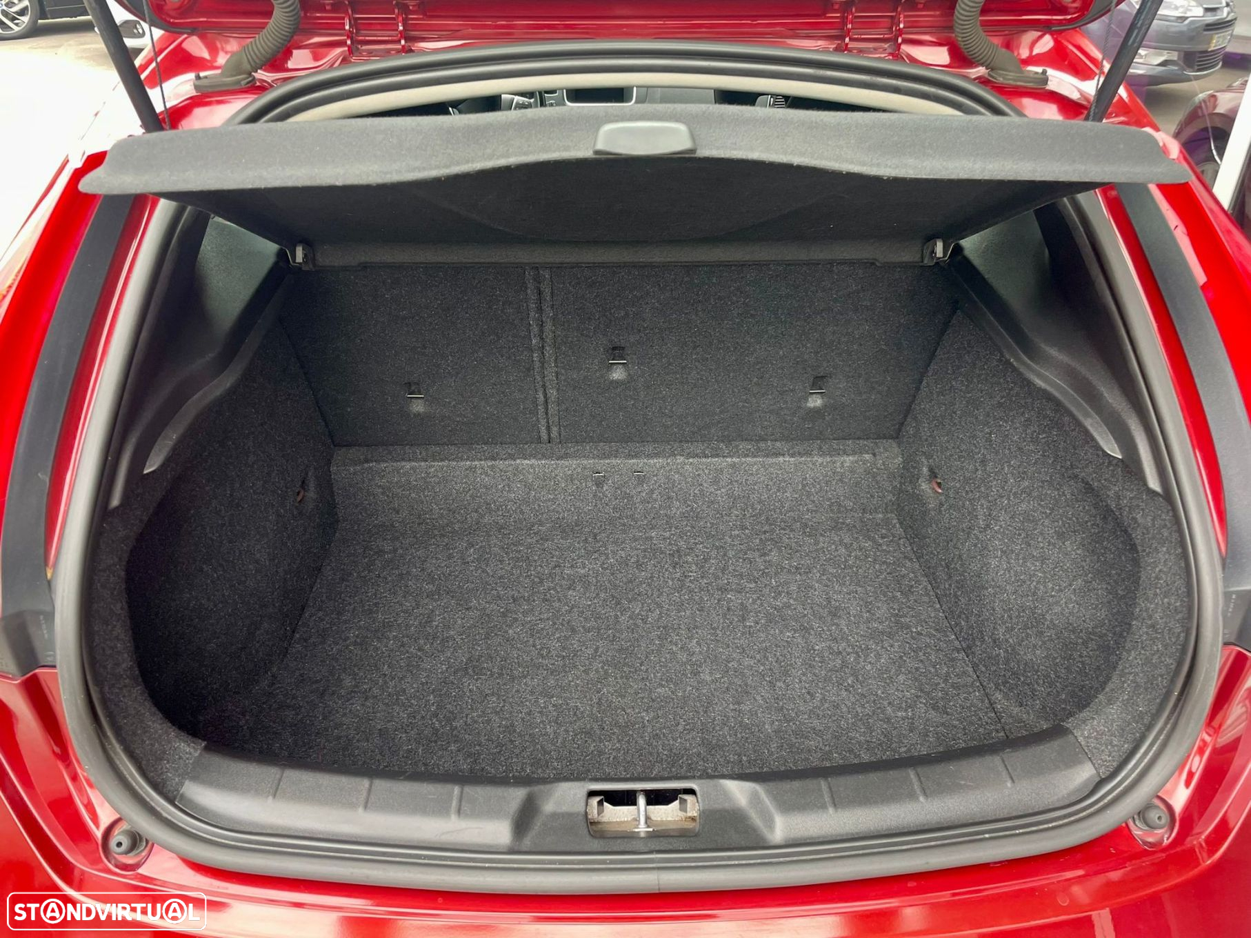 Volvo V40 1.6 D2 Eco Momentum - 11