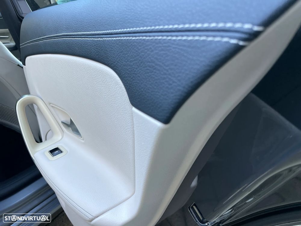 Mercedes-Benz CLA 180 d Shooting Brake Progressive Aut. - 34