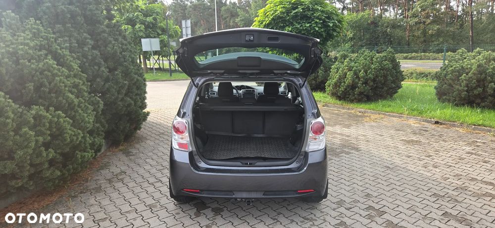 Toyota Verso 1.8 Premium EU5 7os - 33