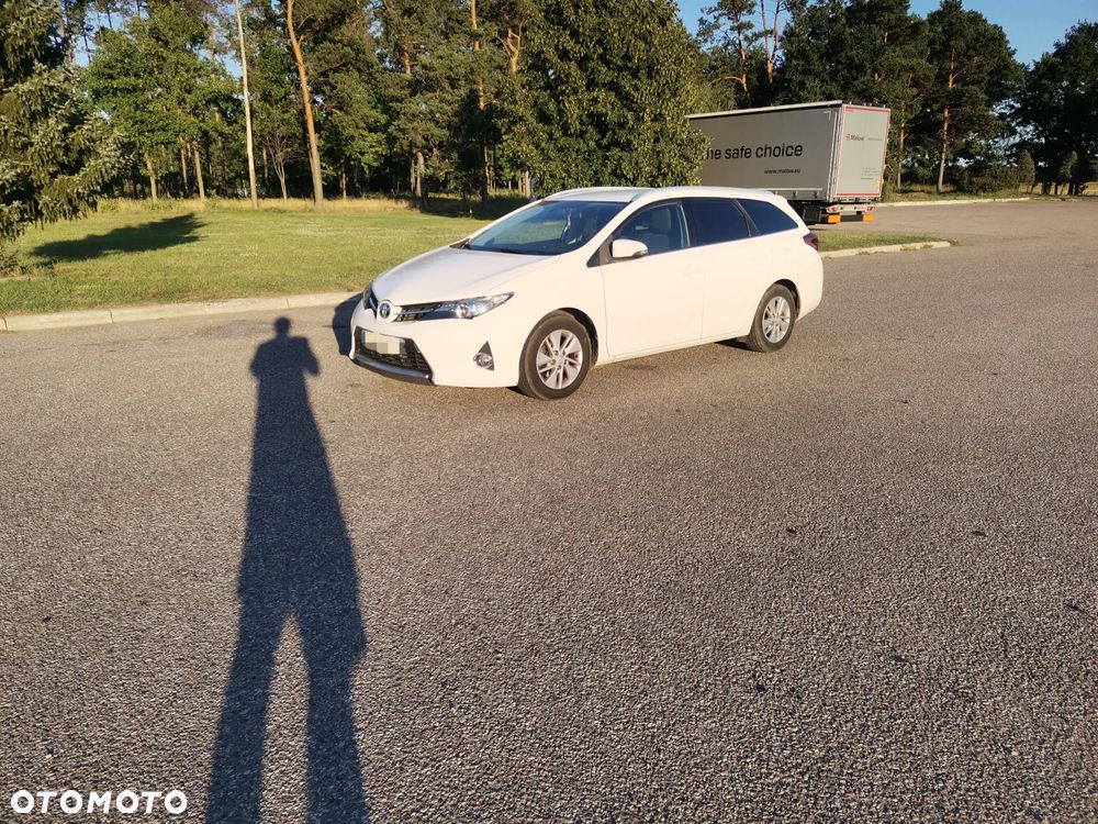 Toyota Auris - 1