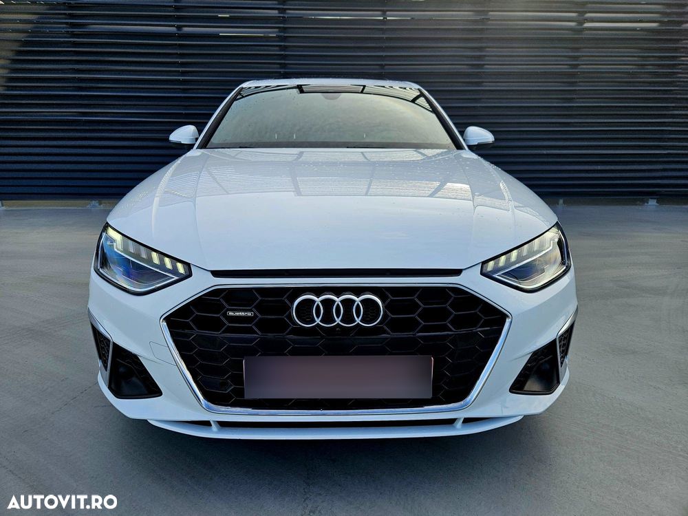 AUDI A4 2023