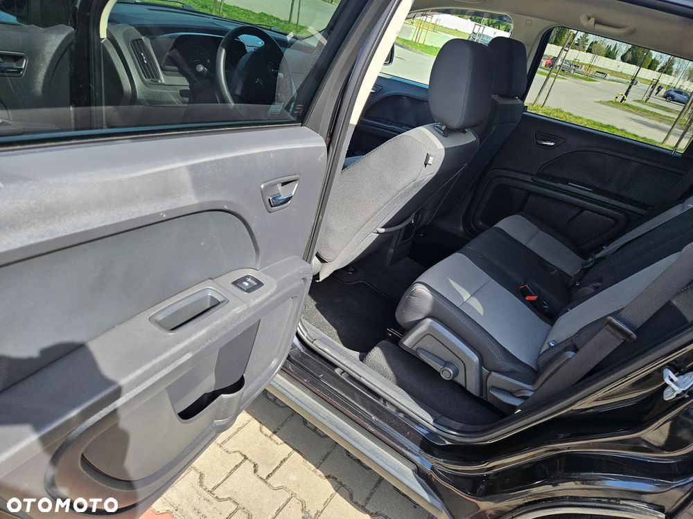 Dodge Journey 2.4 SE - 16