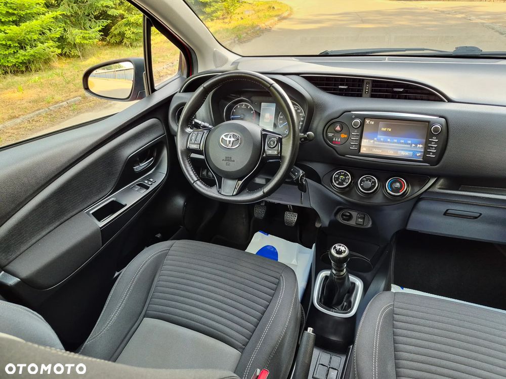 Toyota Yaris 1.5 Active - 10