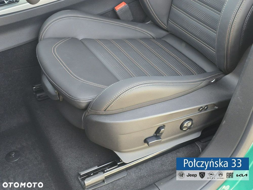 Alfa Romeo Stelvio - 16