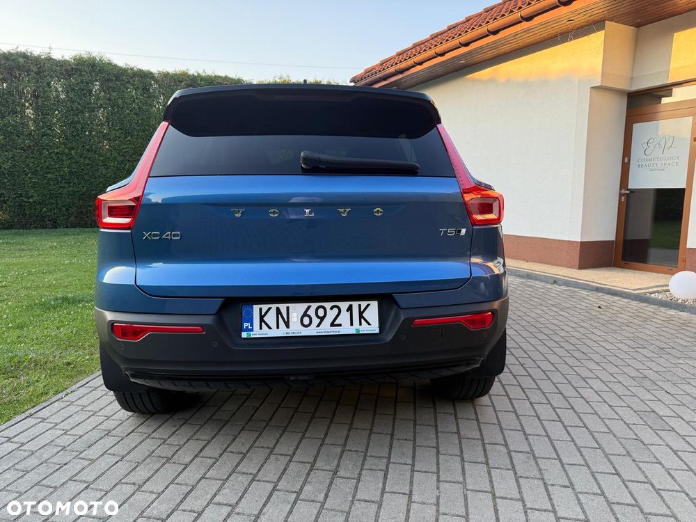 Volvo XC 40 T5 AWD R-Design - 9