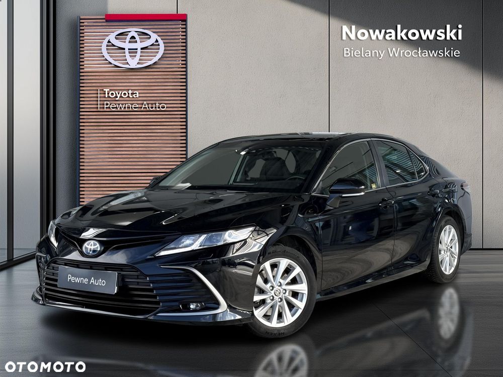 Toyota Camry 2.5 Hybrid Comfort CVT - 1