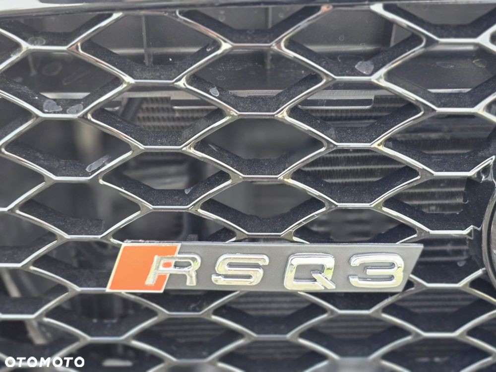 Audi RS Q3 2.5 TFSI quattro S tronic - 16