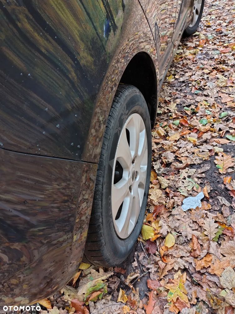 Suzuki Swift 1.3 DDiS GLX / Comfort - 4