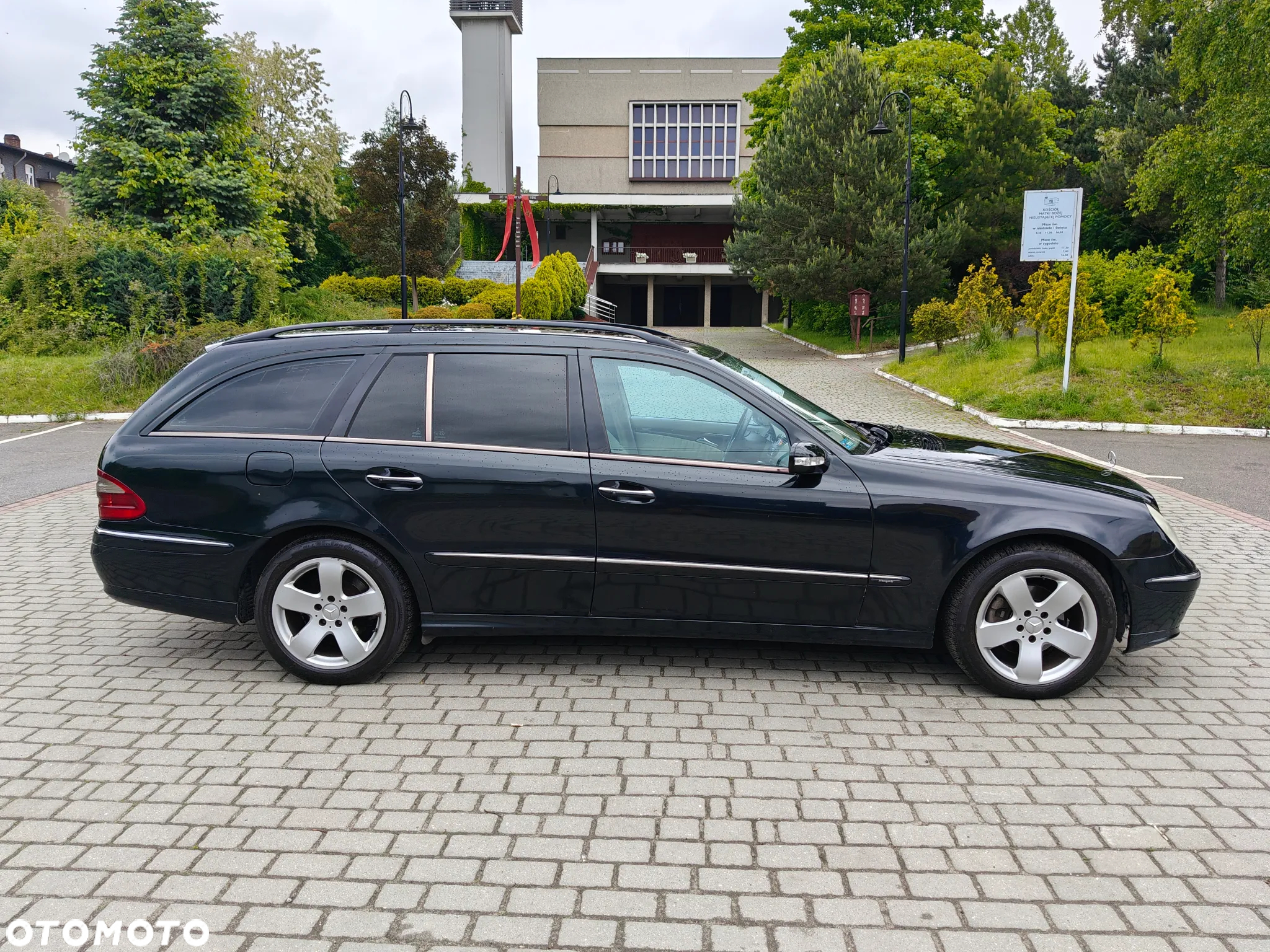 Mercedes-Benz Klasa E 220 T CDI Automatik Avantgarde - 3