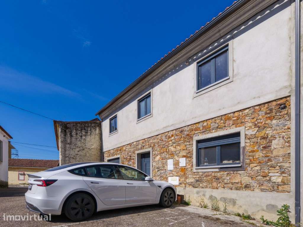 Moradia T4 Nova com Garagem Fechada | Qualidade, Conforto e Natureza - Grande imagem: 2/34
