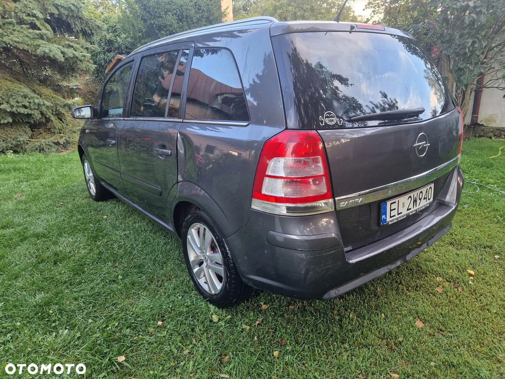 Opel Zafira - 5