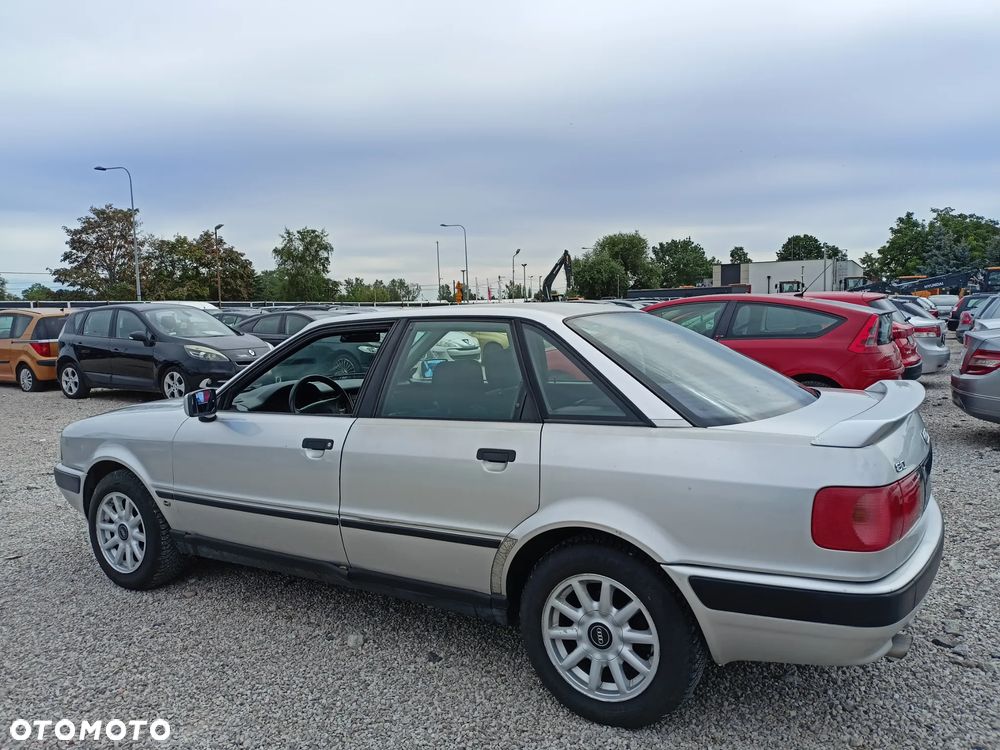 Audi 80 2.0 E - 3