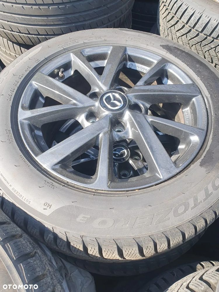 Mazda 3 SKYACTIV-G 2.0 M-Hybrid - 8