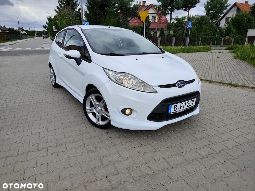 Ford Fiesta 1.6 Sport - 1