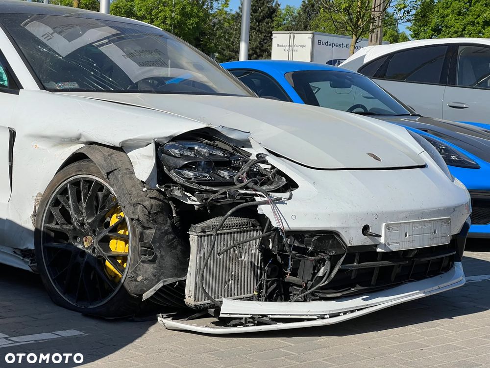 Porsche Panamera Turbo S e-Hybrid Executive - 19