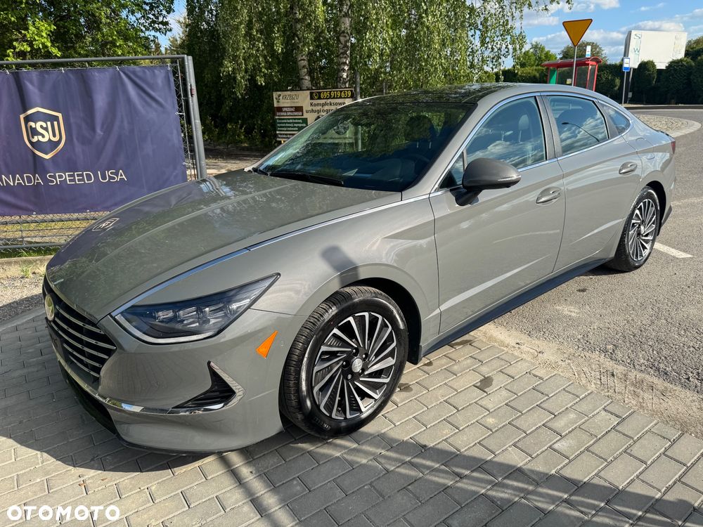 Hyundai Sonata - 8