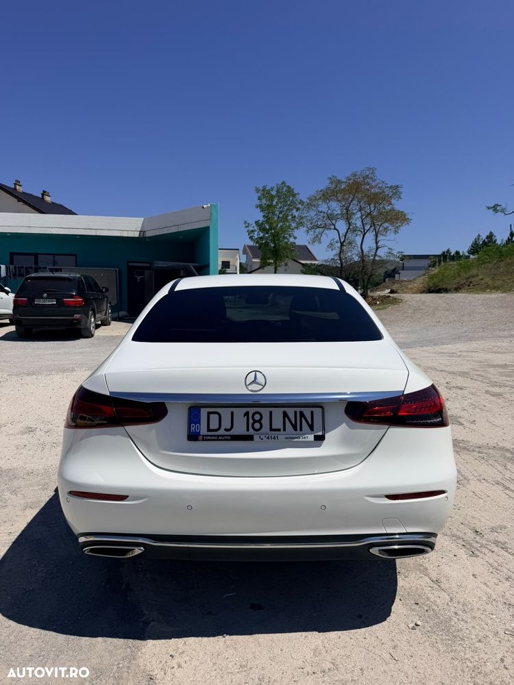 Mercedes-Benz E - 1