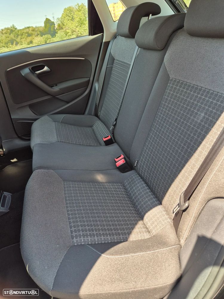 VW Polo 1.4 TDi Confortline - 12