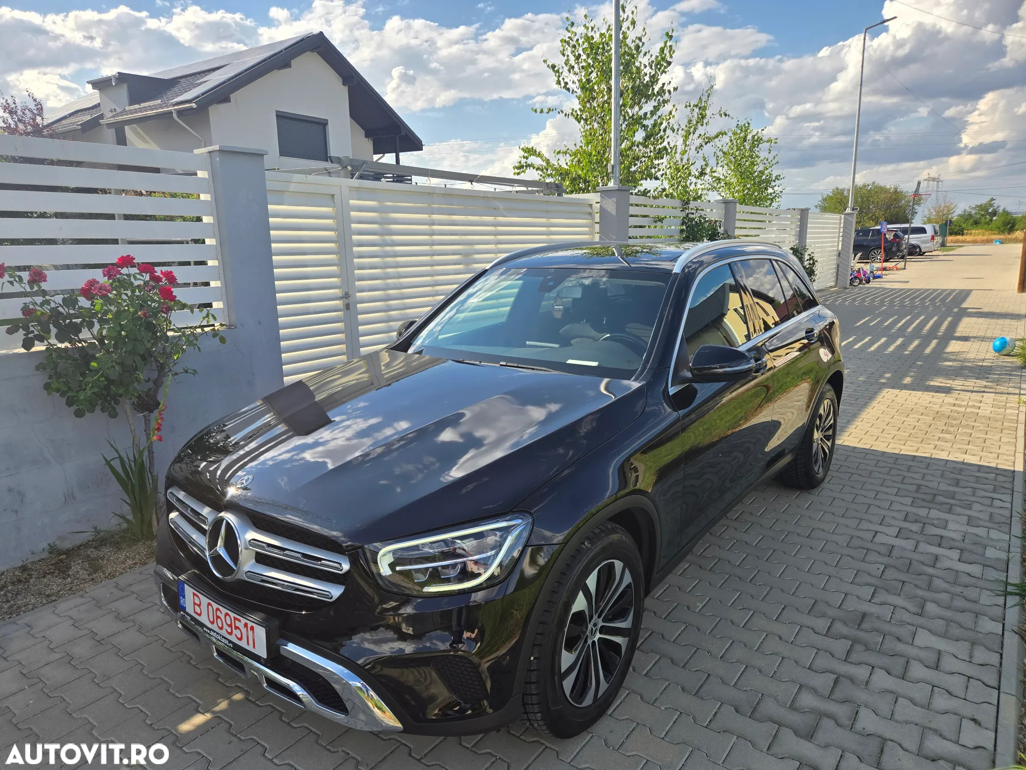 Mercedes-Benz GLC 300 4Matic 9G-TRONIC - 16
