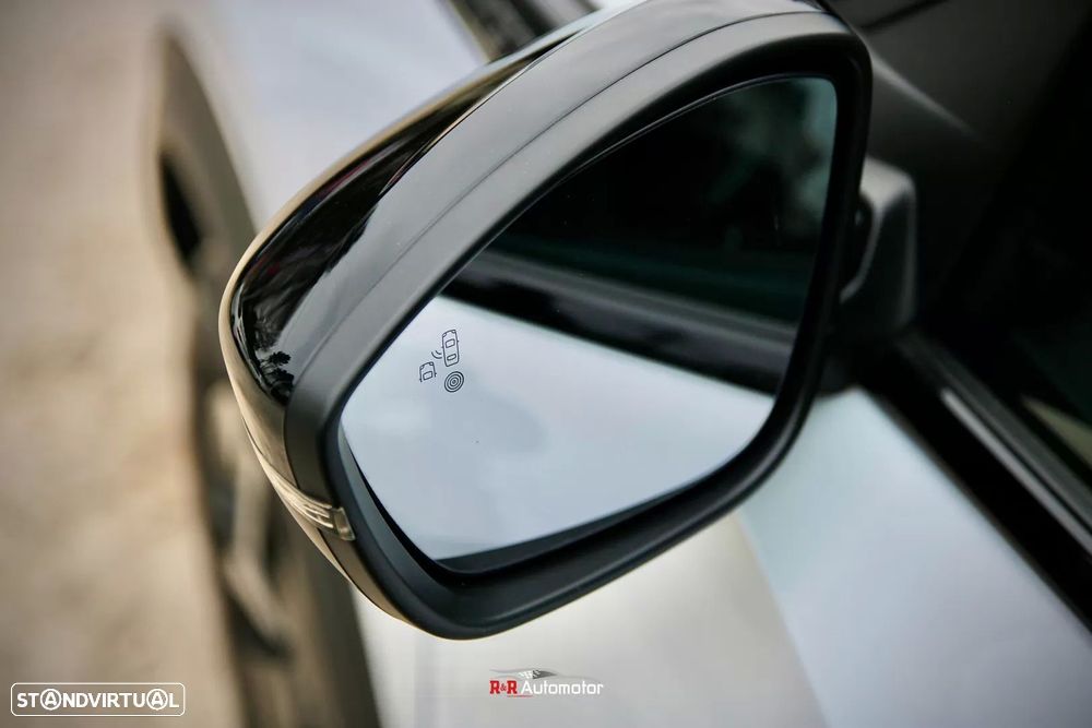 Peugeot 2008 1.2 PureTech GT EAT8 - 10