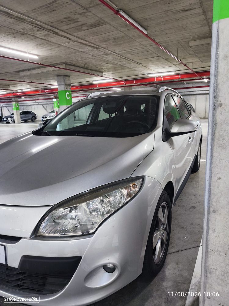 Renault Mégane Sport Tourer dCi 110 FAP Dynamique - 6