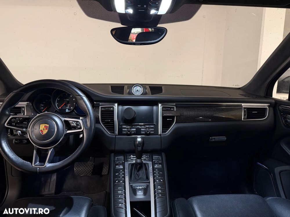Porsche Macan - 12
