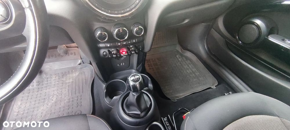 MINI ONE Standard - 6