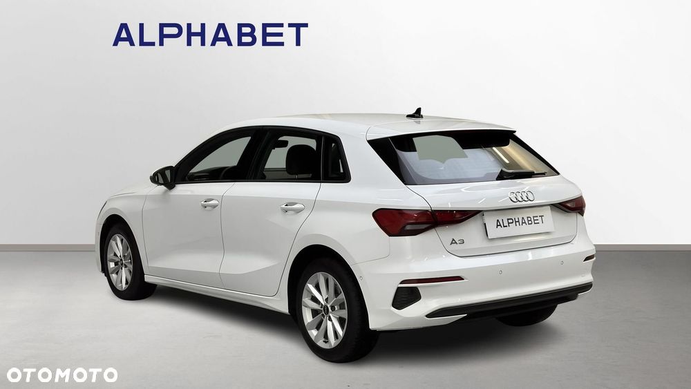 Audi A3 Sportback 35 TFSI S tronic - 5