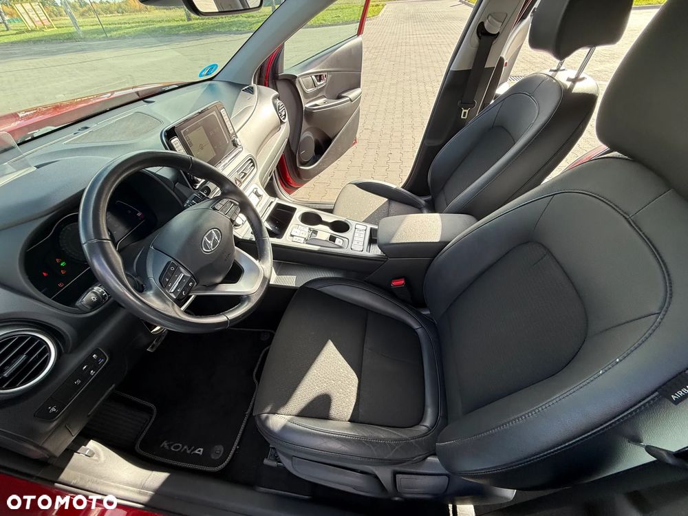 Hyundai Kona Select - 10