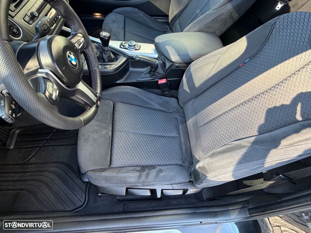 BMW 120 d Pack M - 26