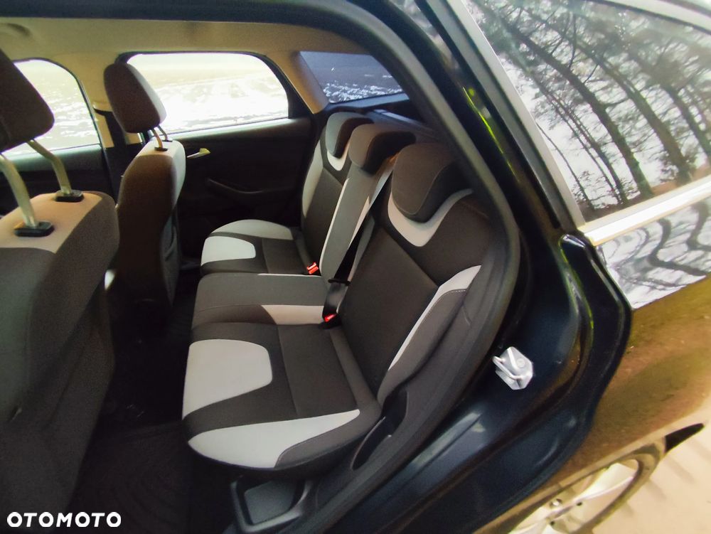 Ford Focus 1.0 EcoBoost Trend - 24