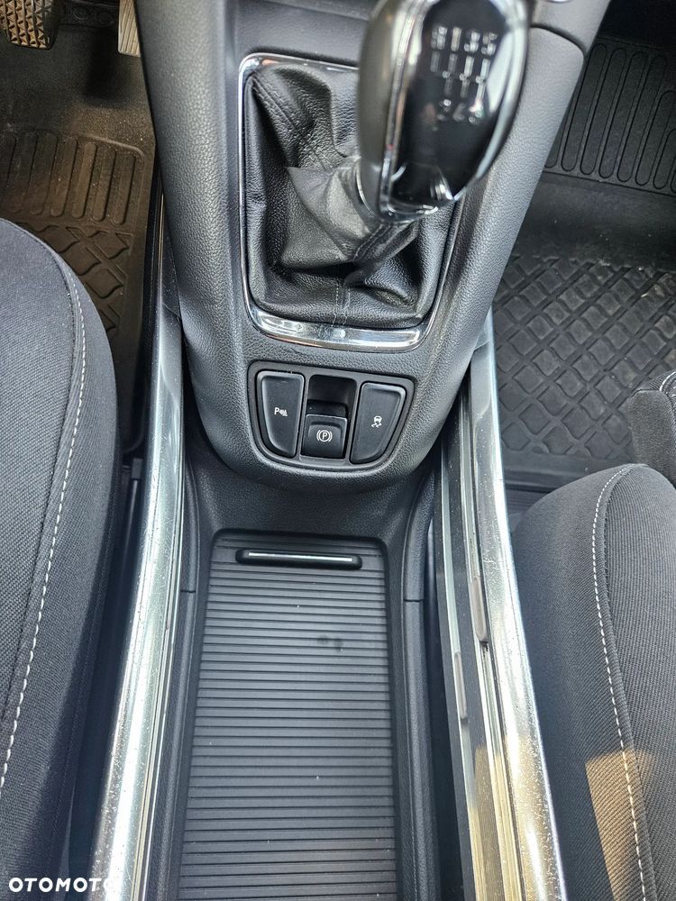 Opel Zafira - 11