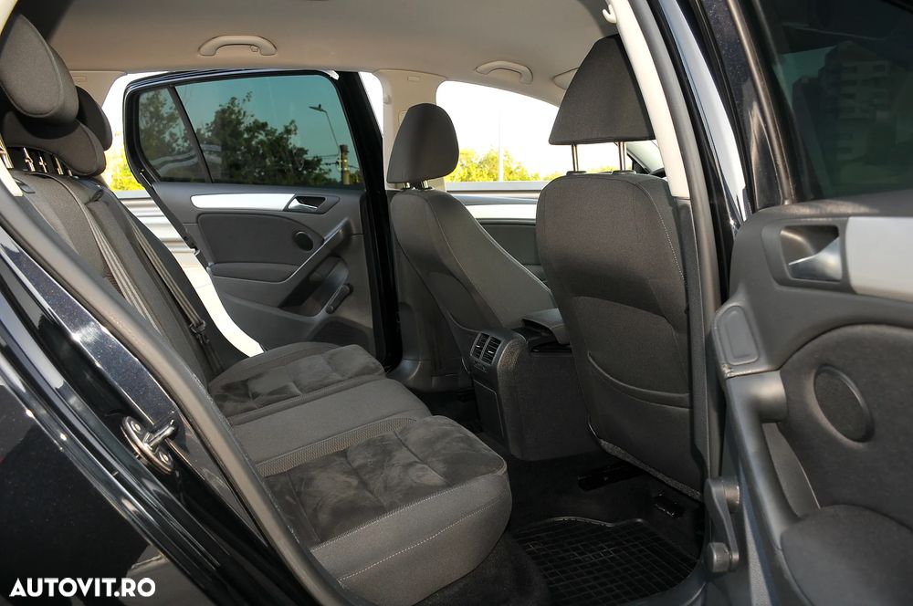 Volkswagen Golf 2.0 TDI DPF Trendline - 6