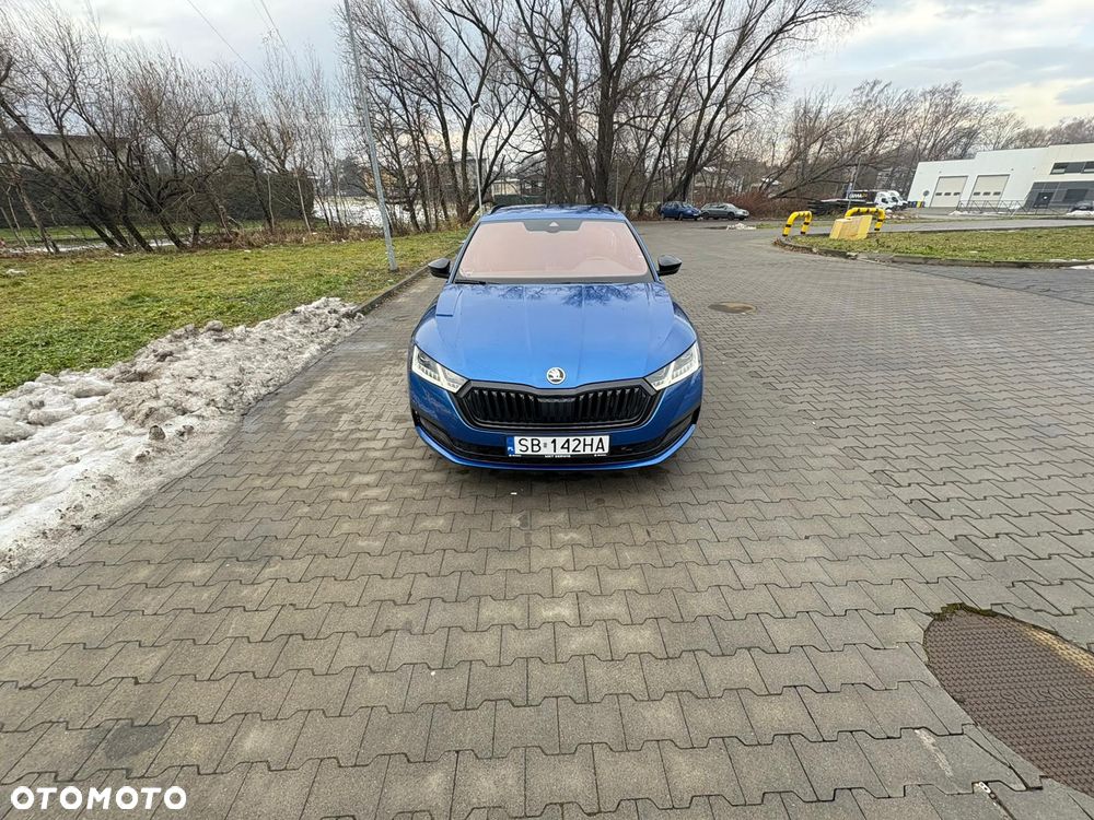 Skoda Octavia 2.0 TDI 4x4 Style DSG - 4