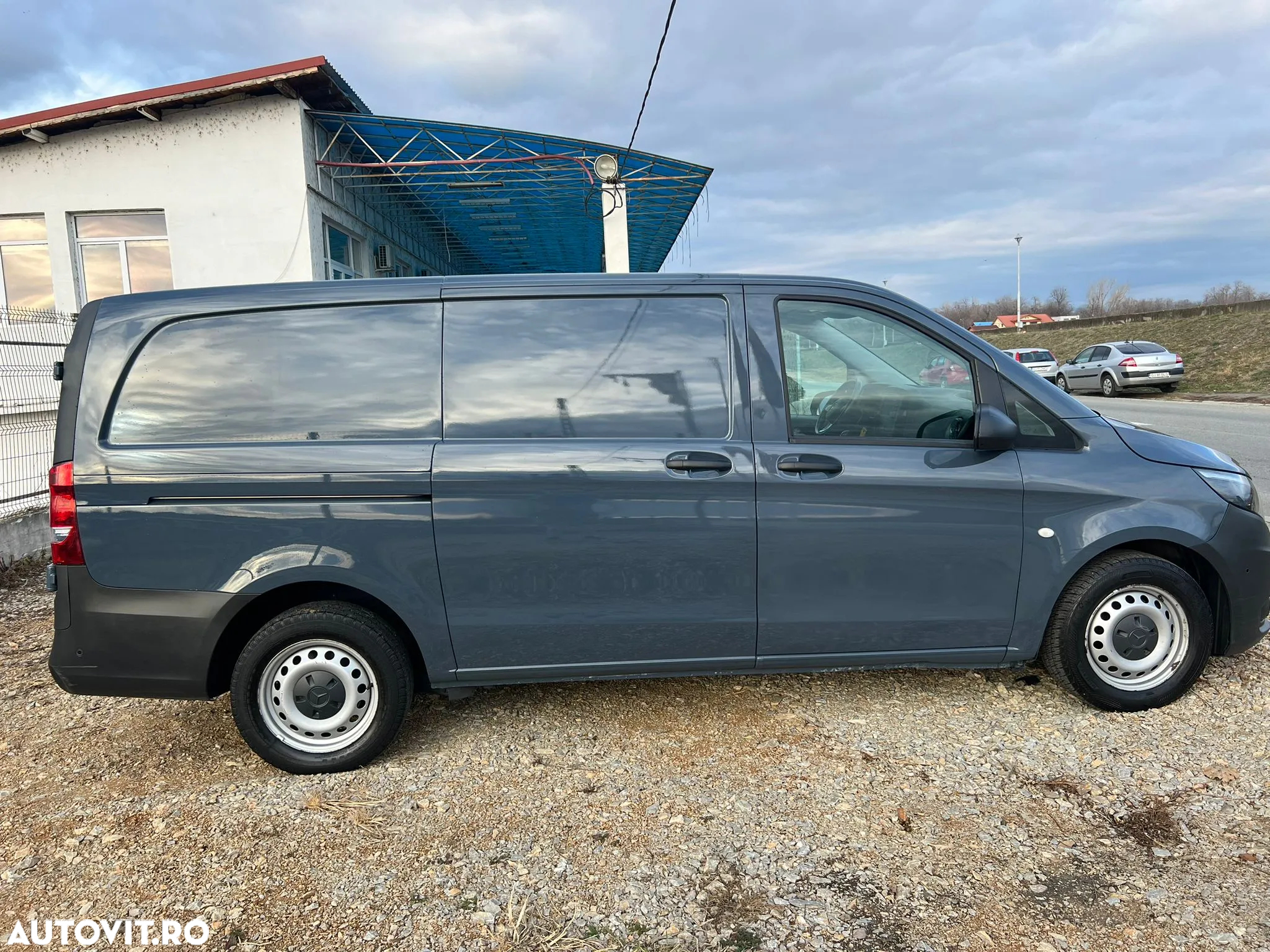 Mercedes-Benz Vito - 14