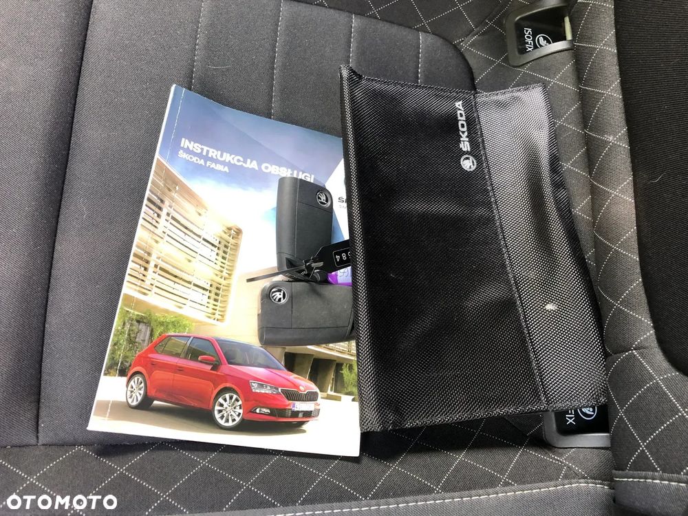 Skoda Fabia 1.0 TSI Ambition - 33