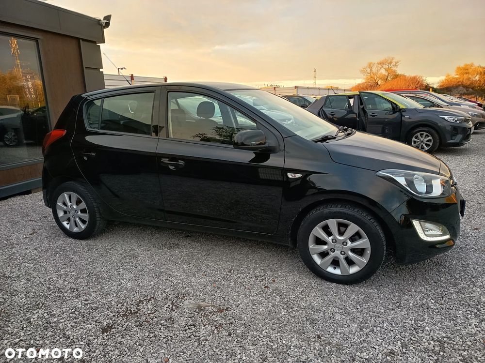 Hyundai i20 1.25 Comfort - 10