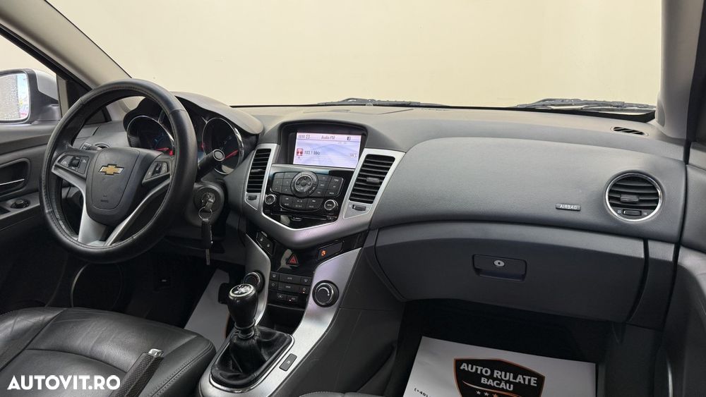 Chevrolet Cruze - 13