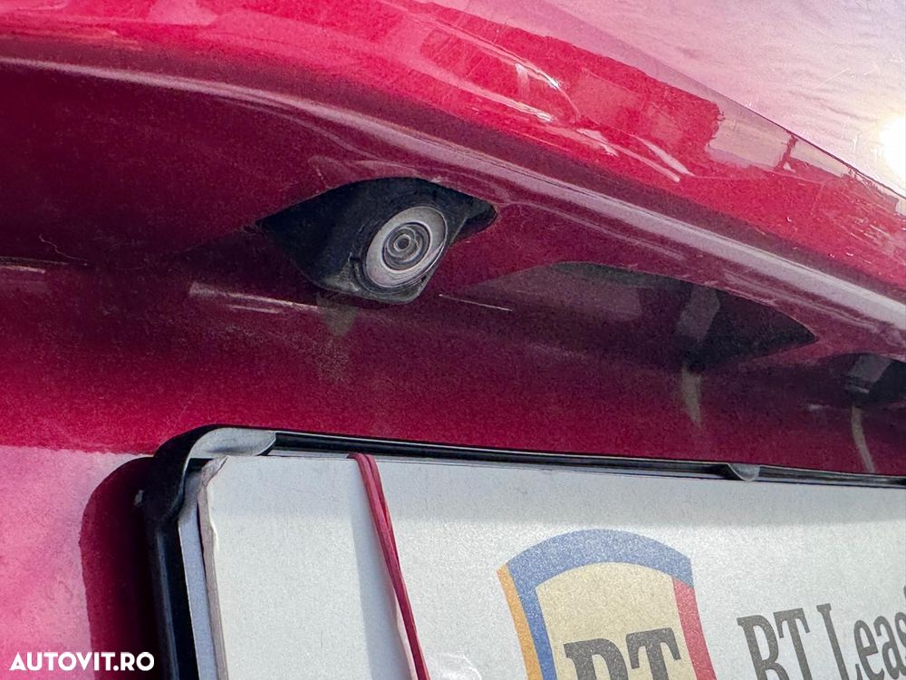 Mitsubishi Outlander - 9